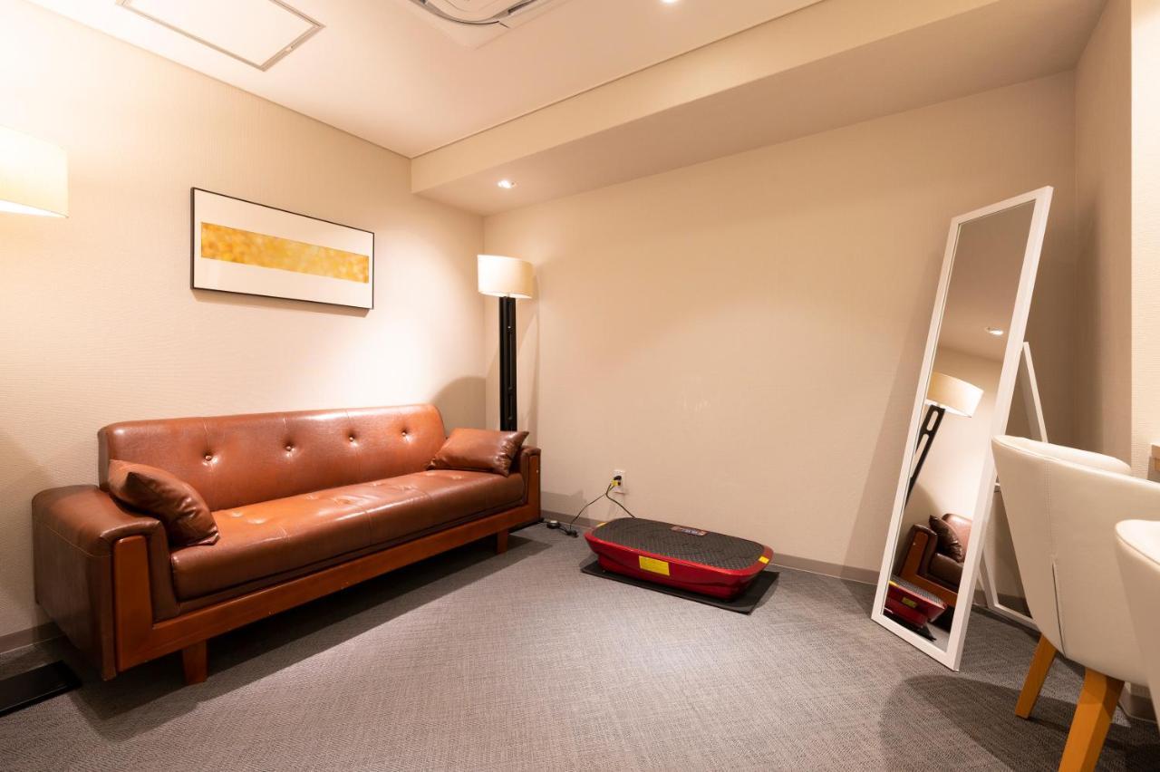 First Cabin Kyoto Karasuma For Women Hotel Ngoại thất bức ảnh